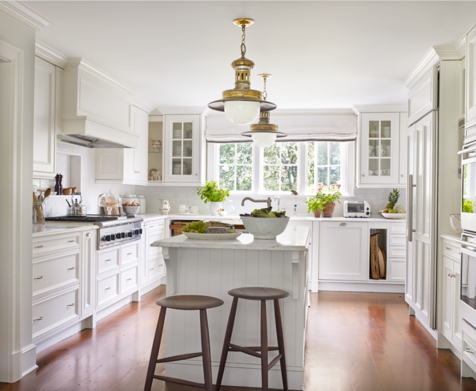 White Kitchen Paint Colors for Natural Japanese Shades