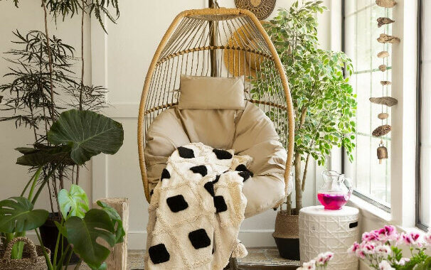 Barton Luxury Wicker Hanging Chair Swing Chair Patio Egg Chair